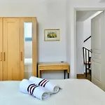 Stacy's House * Santa Maria (Paros)